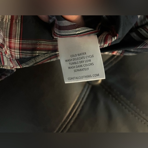 Men’s Coastal short sleeve button down plaid shirt in size xl. - Picture 5 of 10